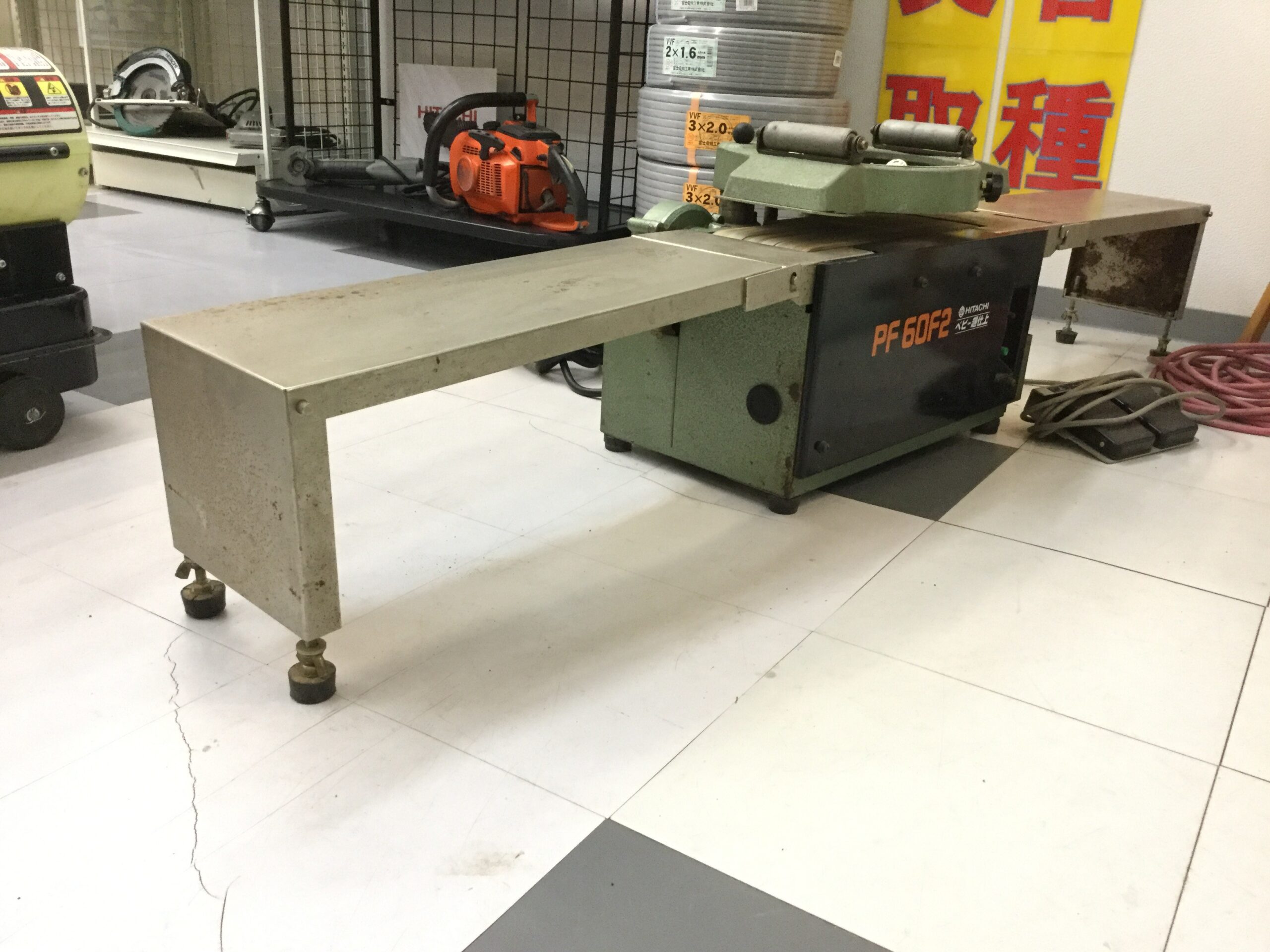 HITACHI製 ベビー超仕上 PF60F2 かんな盤
