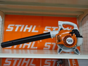 STIHL 最軽量ハンディブロワーBG50
