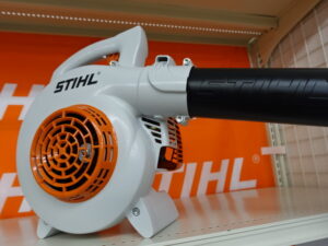 STIHL 最軽量ハンディブロワーBG50