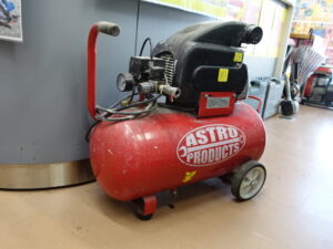 アストロプロダクツ エアーコンプレッサー AP 39L