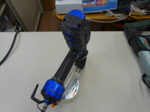 日立 高圧ねじ打機 WF 4H2