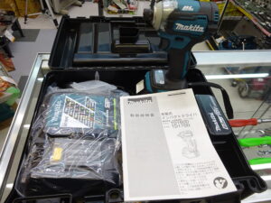 マキタ 18V6.0Ah充電式インパクトドライバ TD170DRGX