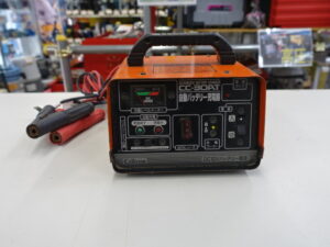 セルスター　CELLSTAR　CC30AT　充電器