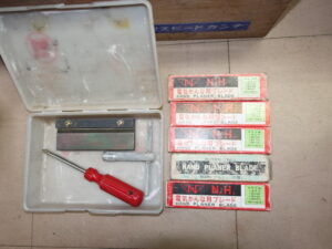 マキタ 2スピード 電気カンナ 1804N 136mm