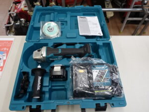 makita ディスクグラインダ GA408DRG 18V 6.0Ah 未使用品