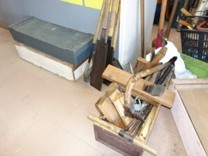 かんな　のみ　のこぎり　丸のこ　グラインダー　ちょうな 大工道具一式