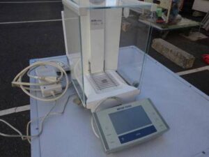 メトラートレド METTLER TOLEDO 標準分析天秤 XS105