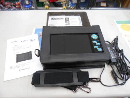 SeeEyes　テスト調整モニター　SC-LFC07HD　HD-SDI/アナログ映像確認用携帯型液晶モニタ　中古品