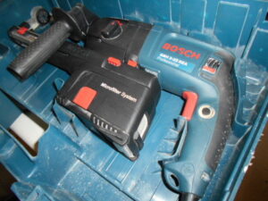 ボッシュ ハンマドリル GBH2-23REA 集塵機能 コード式 中古品