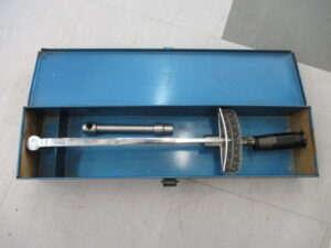 HKC トルクレンチ タイヤ ホイール 自動車 中古品