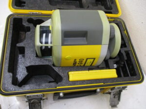 NSP レーザーレベル C-240 受光器 測量 測定　受光器　本体