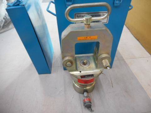 イズミ 　油圧式工具　EP-520C　部品あり　ポンプ　油圧　特殊工具　中古品
